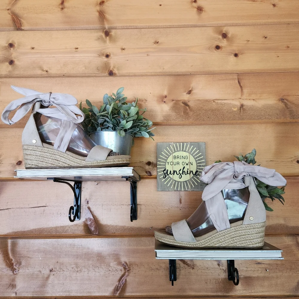 UGG Australia Trina Wedge Espadrille Jute Platform Sandals Ribbon 1099693 Sz 7.5